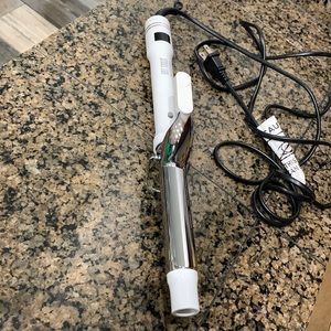 HOT TOOLS Pro Artist White Gold Digital Curling Iron, 1 inch